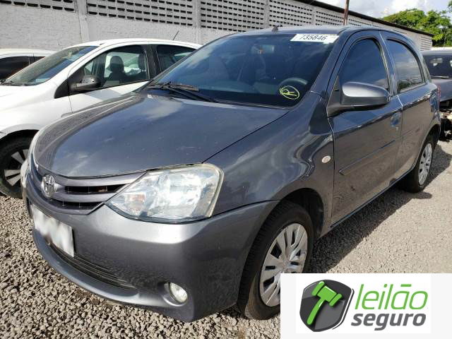 LOTE 008 TOYOTA/ETIOS X 1.3 16V 2014