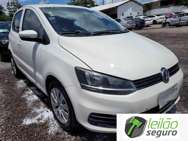 LOTE 030 VOLKSWAGEN/FOX TRENDLINE 1.6 MSI 2015