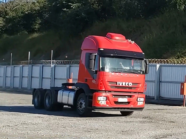 LOTE 001 - Iveco Stralis 2011