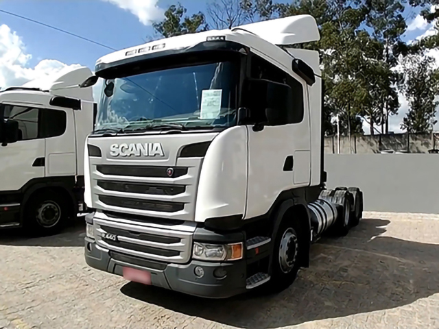 LOTE 002 - Scania R 440 A6x4 2014