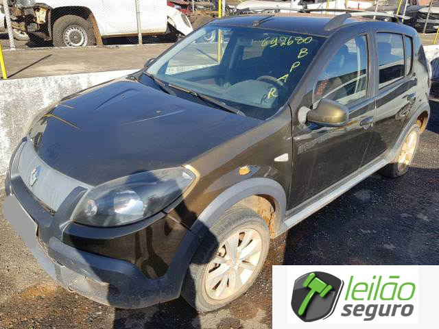 LOTE 016 RENAULT/SANDERO STEPWAY 1.6 HI-POWER 2014