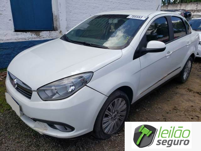 LOTE 020 FIAT/GRAND SIENA ESSENCE 1.6 16V E.TORQ 2013