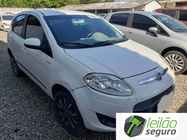 LOTE 028 FIAT/PALIO ESSENCE 1.6 16V E.TORQ 2015