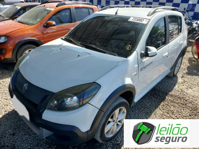 LOTE 033 RENAULT/SANDERO STEPWAY 1.6 16V HI-FLEX 2014