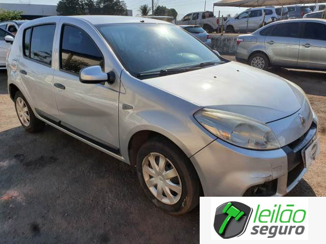 LOTE 029 RENAULT/SANDERO EXPRESSION 1.0 16V HI-FLEX 2013